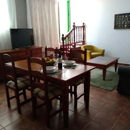Casa Cipri Lägenhet *